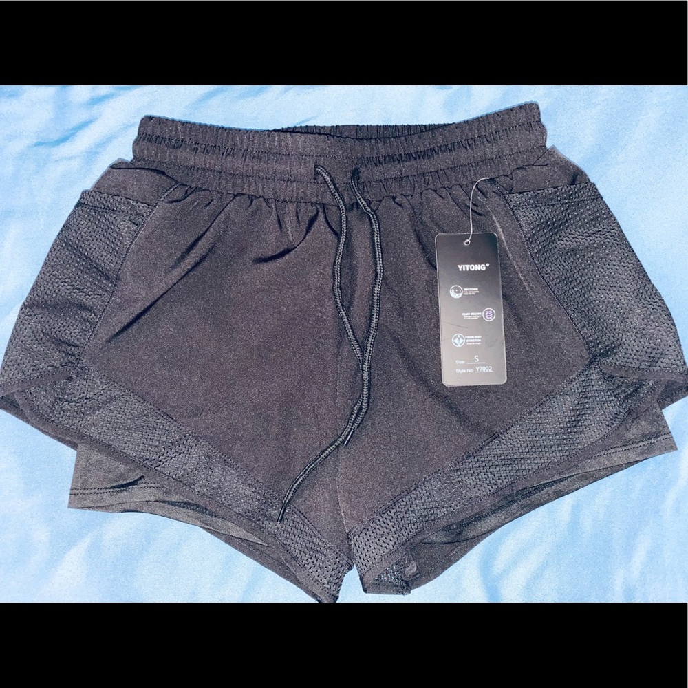 💥Women’s running shorts Athletic bottoms 2 in 1💥